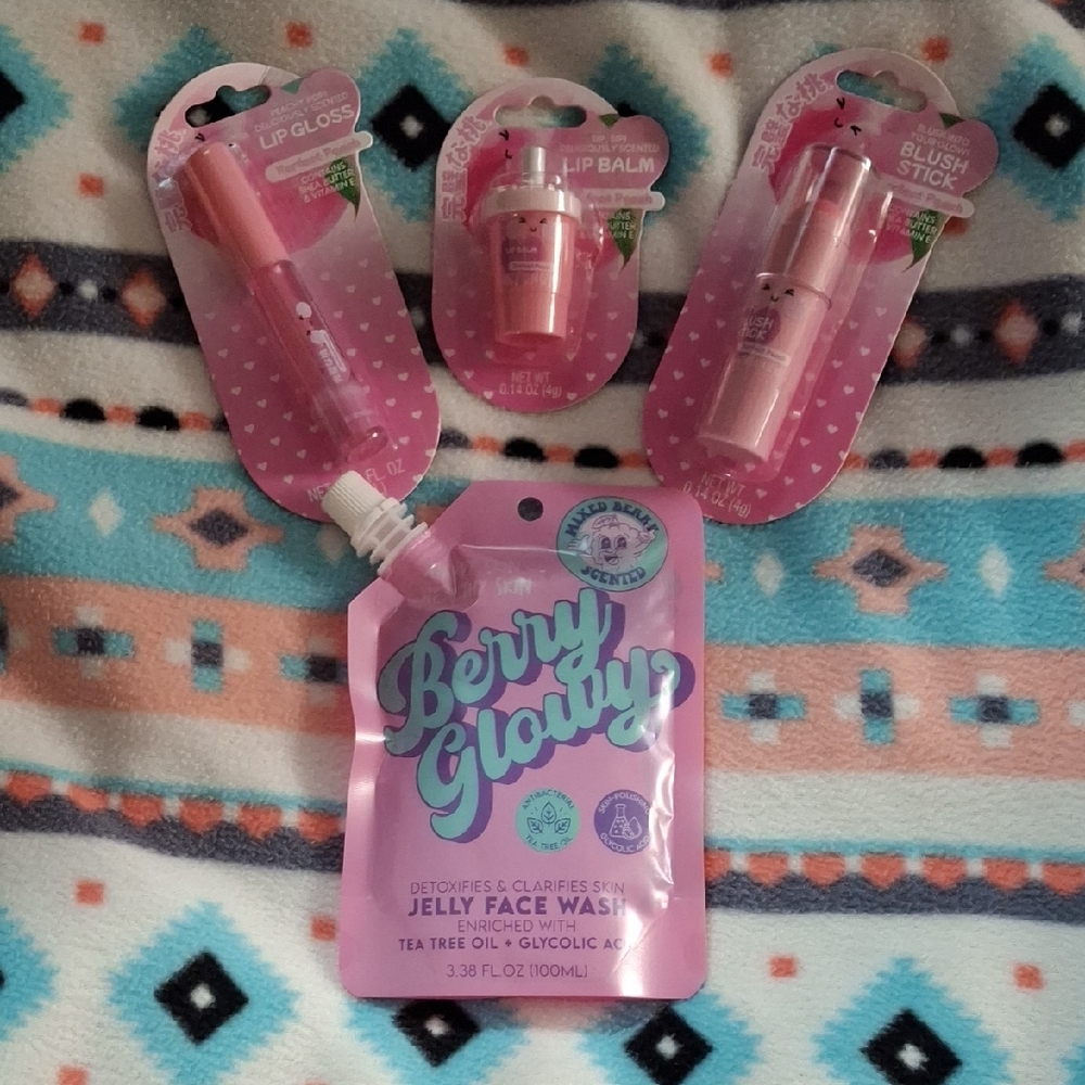 Perfect Peach Beauty Set